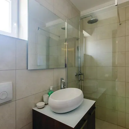 Stone Bliss With Private Pool, Near Dubrovnik Zaton (Dubrovnik-Neretva)