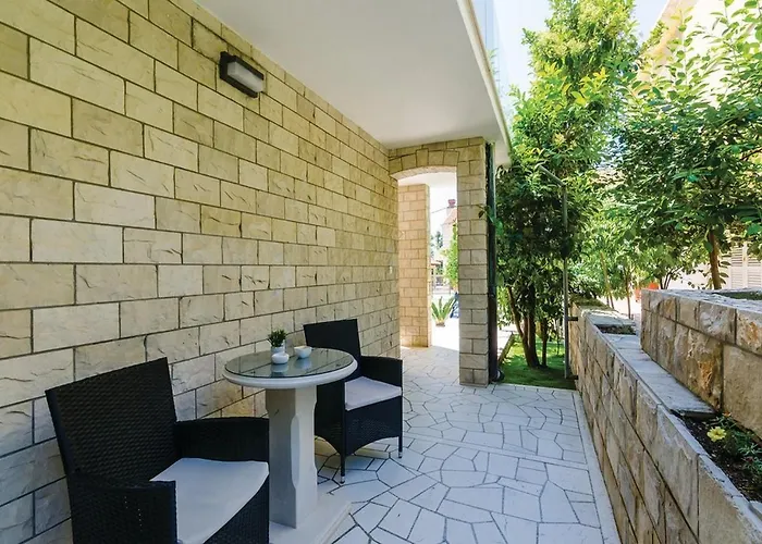 빌라 Stone Bliss With Private Pool, Near Dubrovnik *